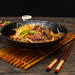 Nouilles sautées au poulet